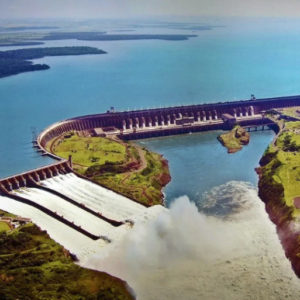 Itaipu-Biational-Dam-Paraguay-Brazil-borderjpg